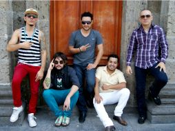 Los integrantes de Plastiko y Alaz visitaron EL INFORMADOR para hablar de su tema.  /