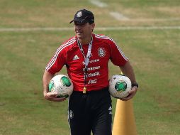 De la Torre sigue levantando polémica por su trabajo en la Selección en el 2013. EFE /