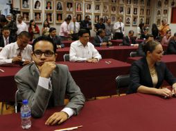 Observadores ciudadanos reconocen haber recibido el examen un día antes de que se aplicara la prueba. ARCHIVO /