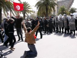 Las protestas se han extendido en Túnez, ante la detención de ''Weld el 15''. ESPECIAL /