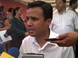 Héctor Robles señala que el material ya está en posesión del Ayuntamiento.  /