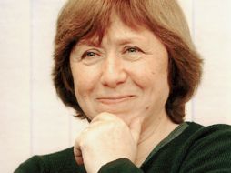 Svetlana Alexievich se ha convertido en una cronista de vidas marcadas por la decepción. ESPECIAL /