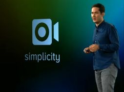 Kevin Systrom, cofundador de Facebook, durante la rueda de prensa. ESPECIAL /