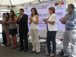 Ramiro Hernández hace el anuncio durante el evento ''Guadalajara Libre de Adicciones''.  /