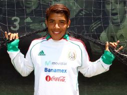 El menor de los dos Santos deberá salir de Cataluña si desea minutos en la cancha. ARCHIVO /