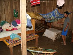 Abelardo Etson es testigo de las carencias de los habitantes como: falta de comida, luz, agua y vivienda digna. NTX /