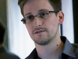 Edward Snowden, ex técnico de la CIA, contemplaría solicitar asilo a Islandia, según reportes de prensa. ARCHIVO /