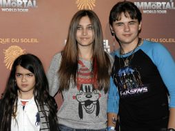 Blanket Jackson, Paris Jackson y Prince Michael Jackson, los tres hijos del ''Rey del Pop''. ARCHIVO /
