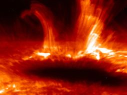 Este telescopio puede captar imágenes de alta resolución en esta región poco explorada del Sol situada en su superficie. AFP /