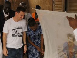 La visita de Lio causó sensación entre los habitantes de la región. AFP /