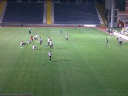 El equipo mexicano realizó su práctica en el el estadio donde se medirá con España en el Mundial Sub-20. ESPECIAL /
