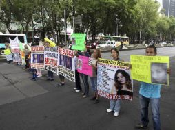 Bloquean los carriles laterales cercanos a la PGR afectando la circulación con dirección a la glorieta de La Palma. SUN /