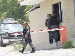 La lujosa casa de campo tiene una extensión dos hectáreas, según dijeron autoridades.  /