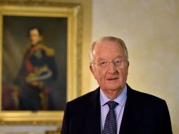 El rey Alberto II de Bélgica pronuncia el discurso donde anuncia que abdica. EFE /