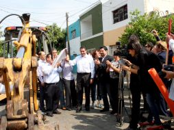 El presidente municipal Ramiro Hernández (c) señala que el reto es que Guadalajara sea la mejor ciudad para vivir.  /