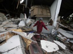 El terremoto causa daños en edificios, mezquitas y viviendas en Indonesia. EFE /