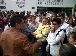 Alrededor de tres mil 500 trabajadores, quienes fueron contratados por el Seguro Popular, están en la citada situación.  /