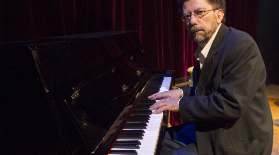 El autor de bandas sonoras del llamado Nuevo cine mexicano compuso la ''Obertura Centenario del Ejército mexicano''. ARCHIVO /