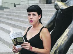 Para la poeta Fanny Enrigue los formatos digitales son una excelente opción para dar a conocer su trabajo. EL INFORMADOR /