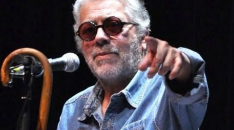 Facundo grabó en nueve idiomas con cantantes como Alberto Cortez, Julio Iglesias, Pedro Vargas y Neil Diamond. ESPECIAL /