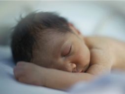 Los bebés absorben información todo el tiempo, incluso cuando se piensa que son demasiado pequeños para comprender. ARCHIVO /