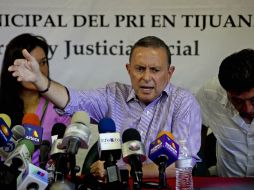 El candidato Fernando Castro Trenti agradece a los bajacalifornianos que votaron por él. ARCHIVO /