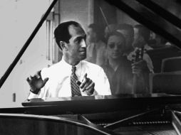 En 1937 fallece el compositor estadounidense George Gershwin.  /