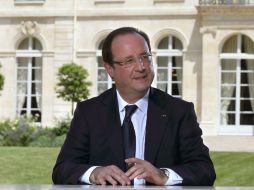 El presidente alega que por razones de seguridad nos puede detallar el rumbo de los rehenes en el Sahel. EFE /