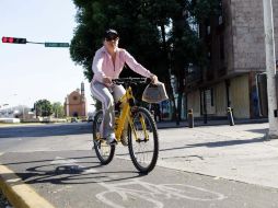 Destacan que el uso de la bicicleta contribuye a no contaminar y genera beneficios de salud a los usuarios. ARCHIVO /