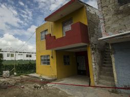 Las casas desalojadas en Arenales Tapatíos presentan un socavamiento grande que representa un riesgo de derrumbe.  /