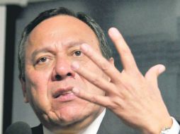 Jesús Zambrano recordó a sus críticos que el PRD no podría promover su agenda legislativa sin acuerdos con el PRI. AFP /