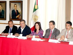 Sesión del Consejo Municipal en la que también se informó que aún no hay un juicio de amparo de ninguna de las partes en conflicto.  /