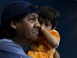 Nájera hizo entrega de la niña a sus padres.  /