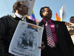 Se espera que los ayuntamientos de Colima aprueben las uniones entre personas del mismo sexo. ARCHIVO /