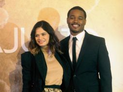 Ryan Coogler, acompañando a la actriz Melonie Díaz, en su llegada al GIFF. NTX /