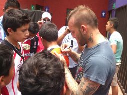 Vicente hizo dos goles en el empate 3-3 de los Zorros ante Xolos en su primer juego de la Liga MX. ESPECIAL /