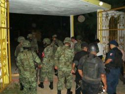 Los individuos que los privaron de su libertad se identificaron como elementos de la ''policía''. ESPECIAL /