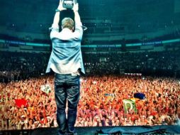 El disc jockey ya compartió su talento ante el público mexicano, al que ofreció una excitante actuación en el State of Trance #600. ESPECIAL /