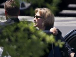 Hillary Clinton durante su llegada a la Casa Blanca para reunirse con Obama. AP /