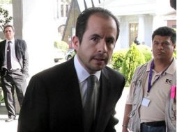 César Nava fue acusado por Pemex de impedir el cobro de un cheque por 102 MDD como parte de un fraude a la empresa. ARCHIVO /