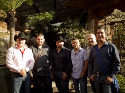 El grupo ofreció una conferencia de prensa el día de hoy en el restaurante ''Santo Coyote''.  /