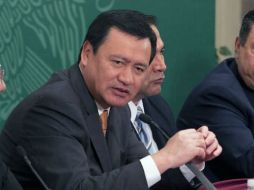 Osorio Chong convocó a todas las fuerzas a hacer un política constructiva. ARCHIVO /