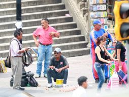 Según el informe presentado por Salvador Orozco, la Secretaría General dio instrucciones de no desalojar a ciertos ambulantes. EL INFORMADOR /