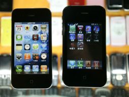 Productos como el el iPhone 4 y el iPhone 3 y 3GS ya no se encuentran en el mercado estadounidense. ARCHIVO /