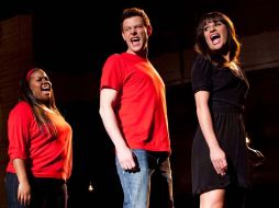 Amber Riley, Cory Monteith y Lea Michele durante una toma de ''Glee''. AP /