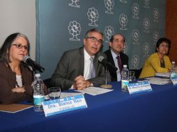 Los mismbros de  Funsalud, el INSP se reunieron con Patricia Uribe, directora general del CENSIDA. NTX /