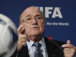 Blatter podría contemplar una Copa del Mundo en noviembre o diciembre de 2022. ARCHIVO /
