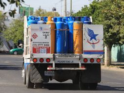 Los precios con mayores alzas en julio fueron el gas doméstico LP, transporte colectivo, gasolina de bajo octanaje, entre otros. ARCHIVO /