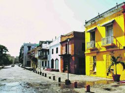 Las calles coloridas sorprenden a los visitantes que pueden disfrutar de la sonoridad de la ciudad. ESPECIAL /