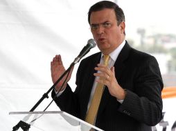 Marcelo Ebrard llama a la dirigenia a reevaluar la permanencia del órgano político en el Pacto por México. ARCHIVO /